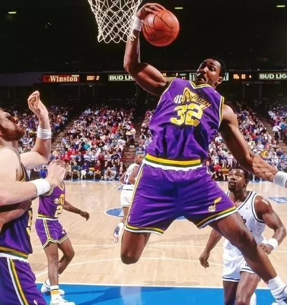 却让球迷和 却让球迷和